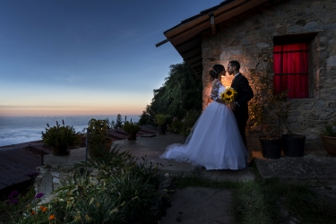 Amazing scene from a wedding day captured by Olaf Morros